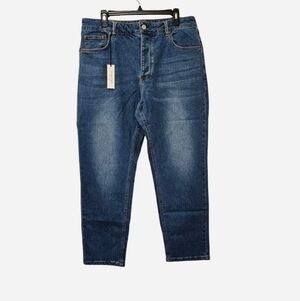 Martha Stewart Medium Wash Blue Denim Weekend Jeans Women's Size 18 NEW